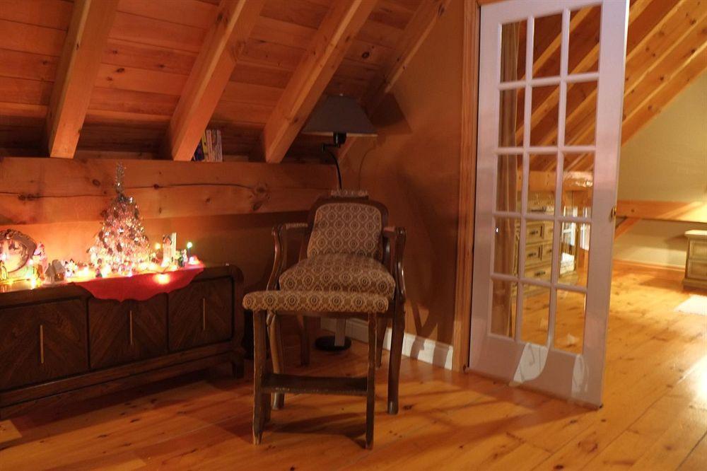 Gite Le Roupillon B&B Mont-Tremblant Exteriör bild