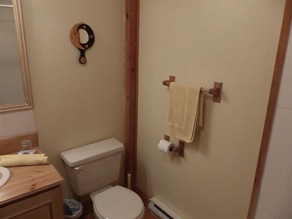 Gite Le Roupillon B&B Mont-Tremblant Exteriör bild