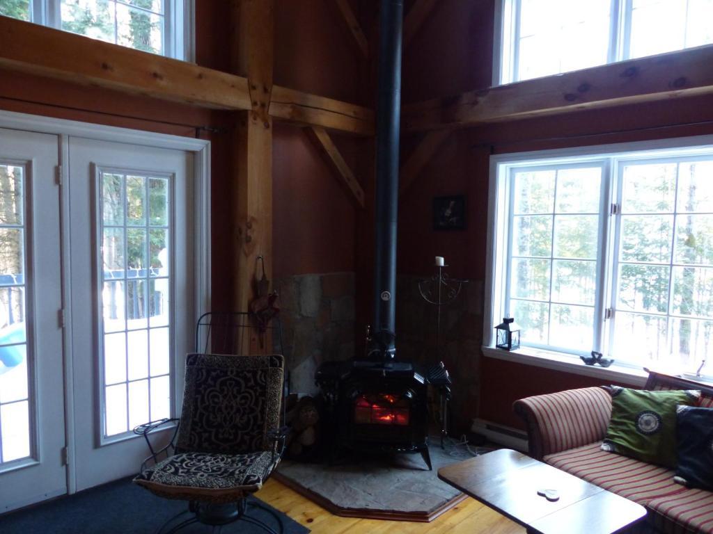 Gite Le Roupillon B&B Mont-Tremblant Exteriör bild
